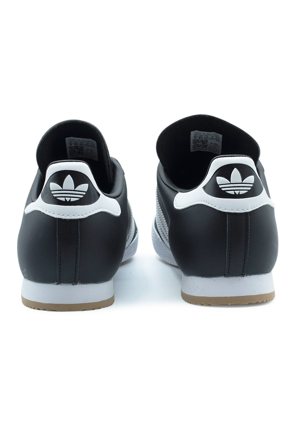 Rückansicht des adidas Samba Super – gepolsterter Fersenbereich mit Trefoil-Logo für maximalen Komfort und klassische Optik