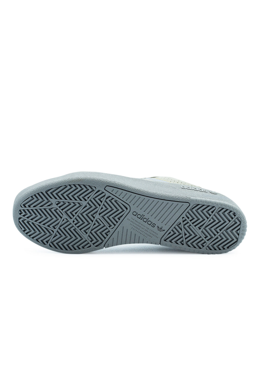 Sohle des adidas Tyshawn Low Grey – rutschfeste Gummisohle mit optimierter Dämpfung für Skateboarding und Alltag