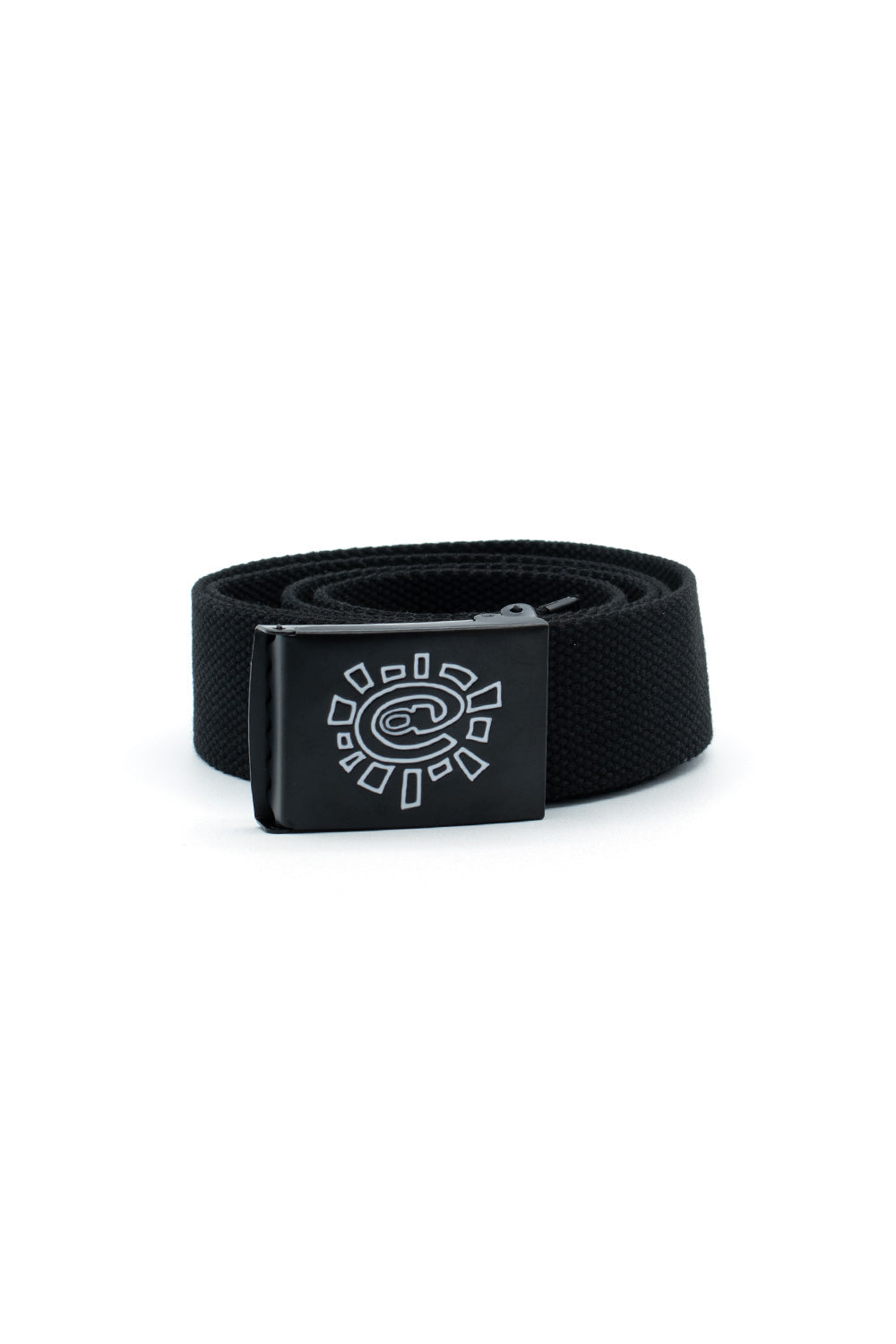 "Always Embossed Sun Canvas Belt Black – Schwarzer Canvas-Gürtel mit geprägtem Sonnendesign für modernen Style"