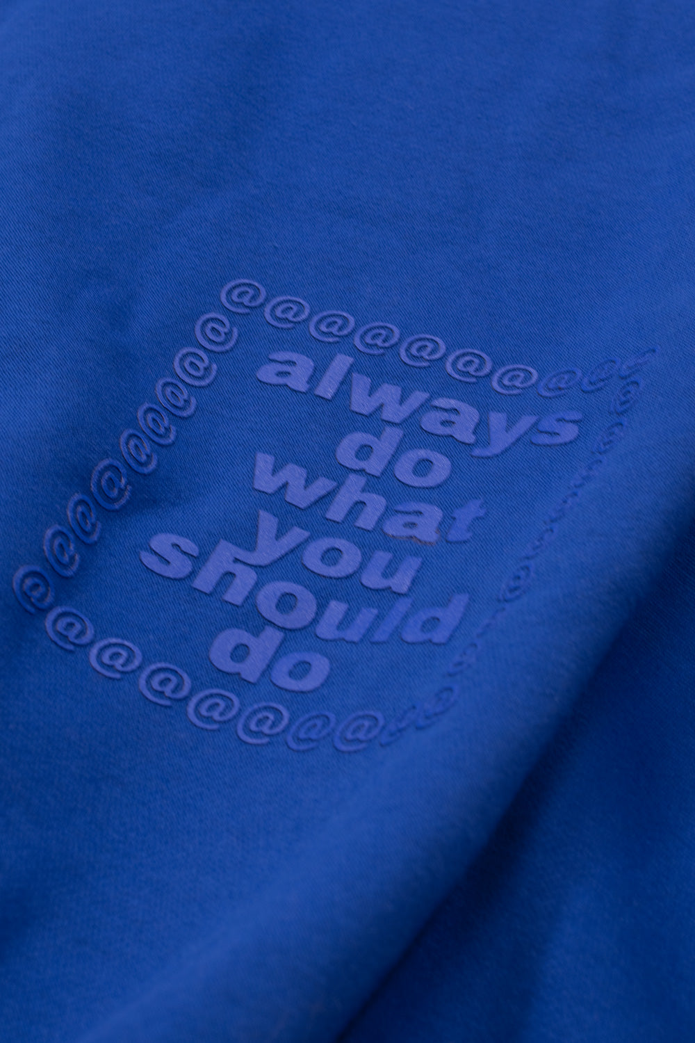 "Always Hoodie Blau – Urbaner Oversized-Hoodie mit auffälligem Sun-Logo und lässigem Fit"