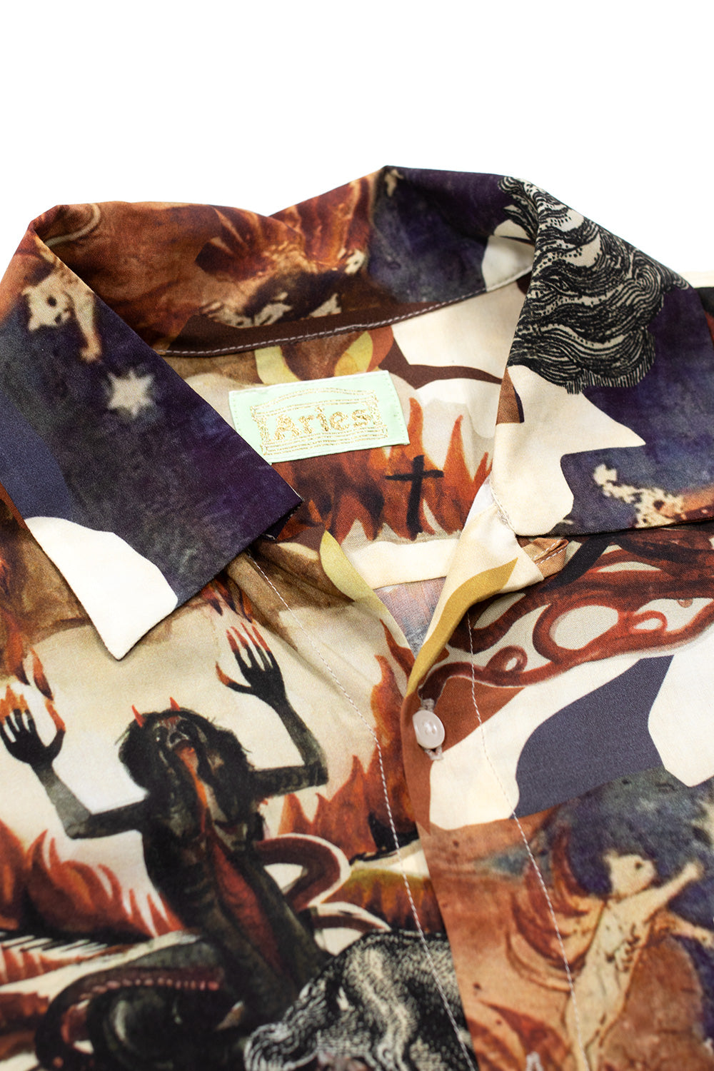 "Aries Cannibal Apocalypse Hawaiian Shirt Multi – Stylisches, mehrfarbiges Hemd mit Cannibal Apocalypse-Motiv für deinen nächsten Urlaub"