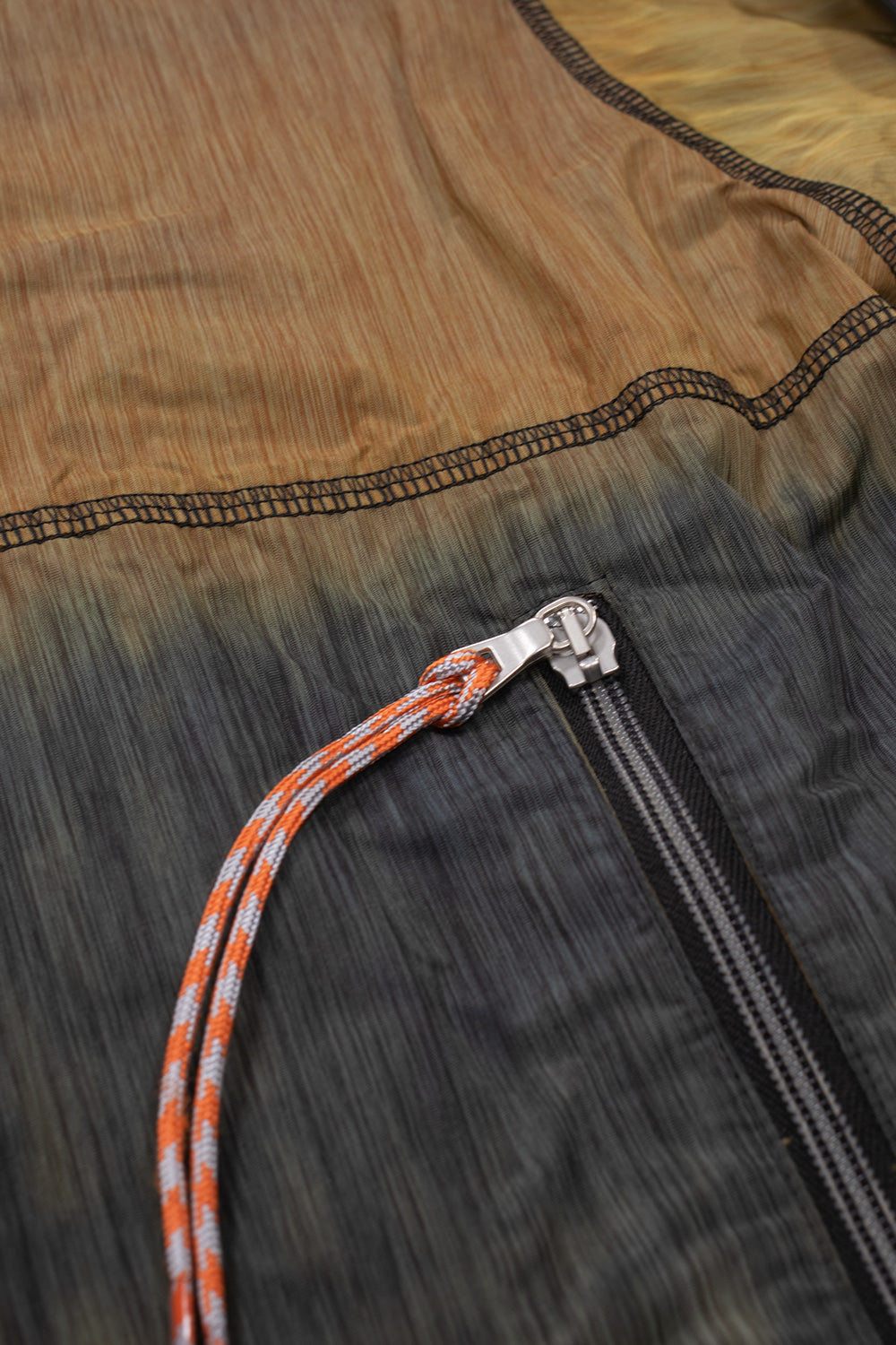 "Trendige Windjacke von Aries – Colourfade Windcheater mit verstellbarer Kapuze"