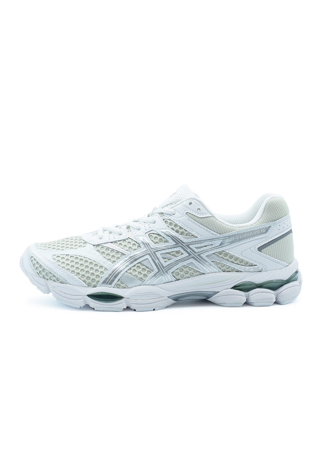 Lateral side view of the Asics GEL-Cumulus 16 sneaker in Lake Green and Pure Silver, showing the open white mesh upper, metallic silver overlays, and green GEL pods.