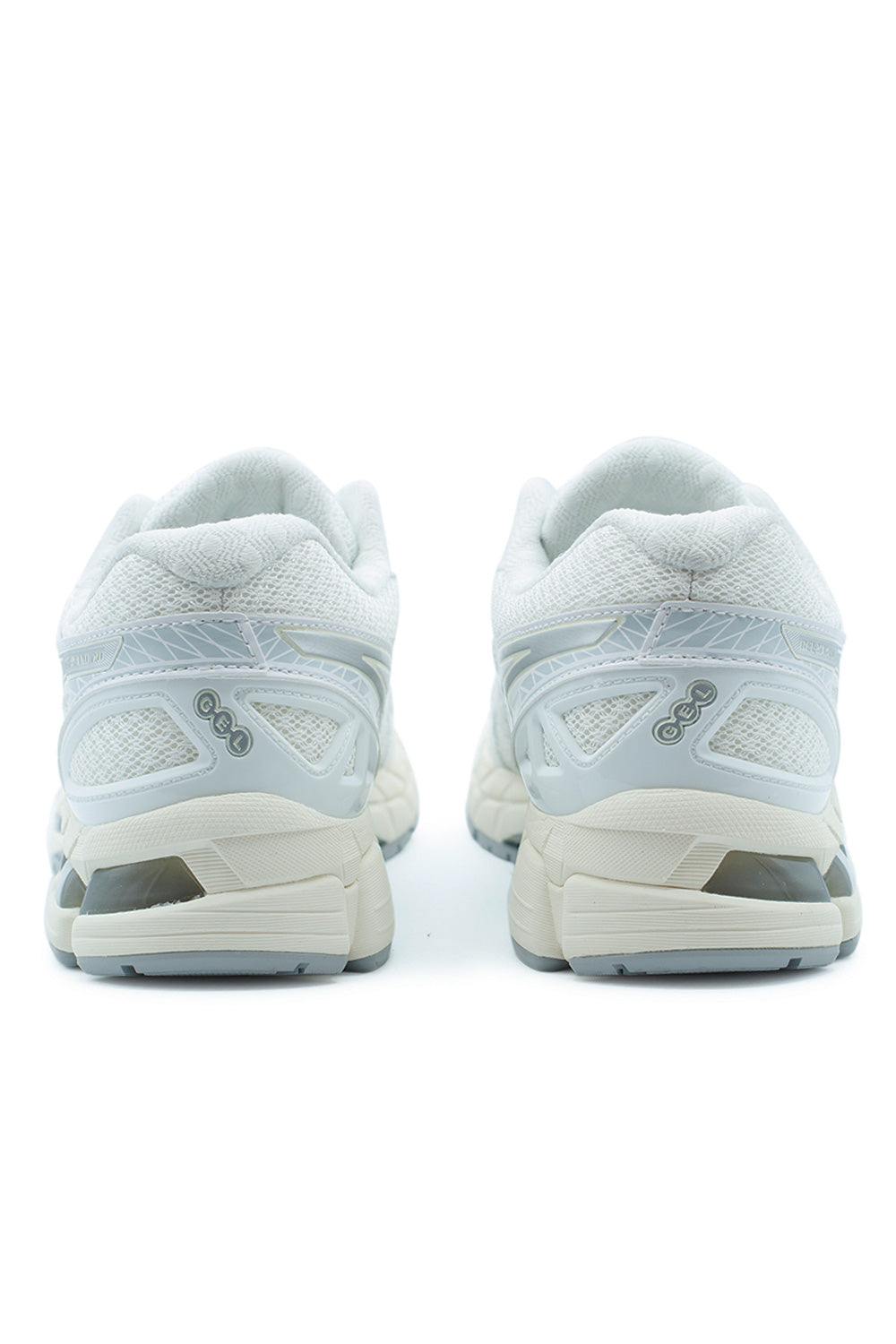 Rear view of ASICS GEL-Kayano 20 White Pure Silver with sculpted heel counter, GEL technology cushioning and GUIDANCE TRUSSTIC stability system