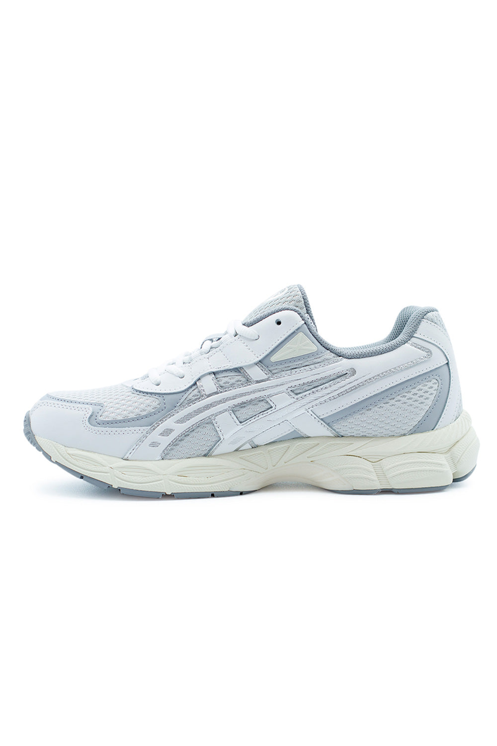 Asics GEL-NYC 2055 mit Glacier Grey / White Colorway – perfekte Kombination aus Technik und Stil