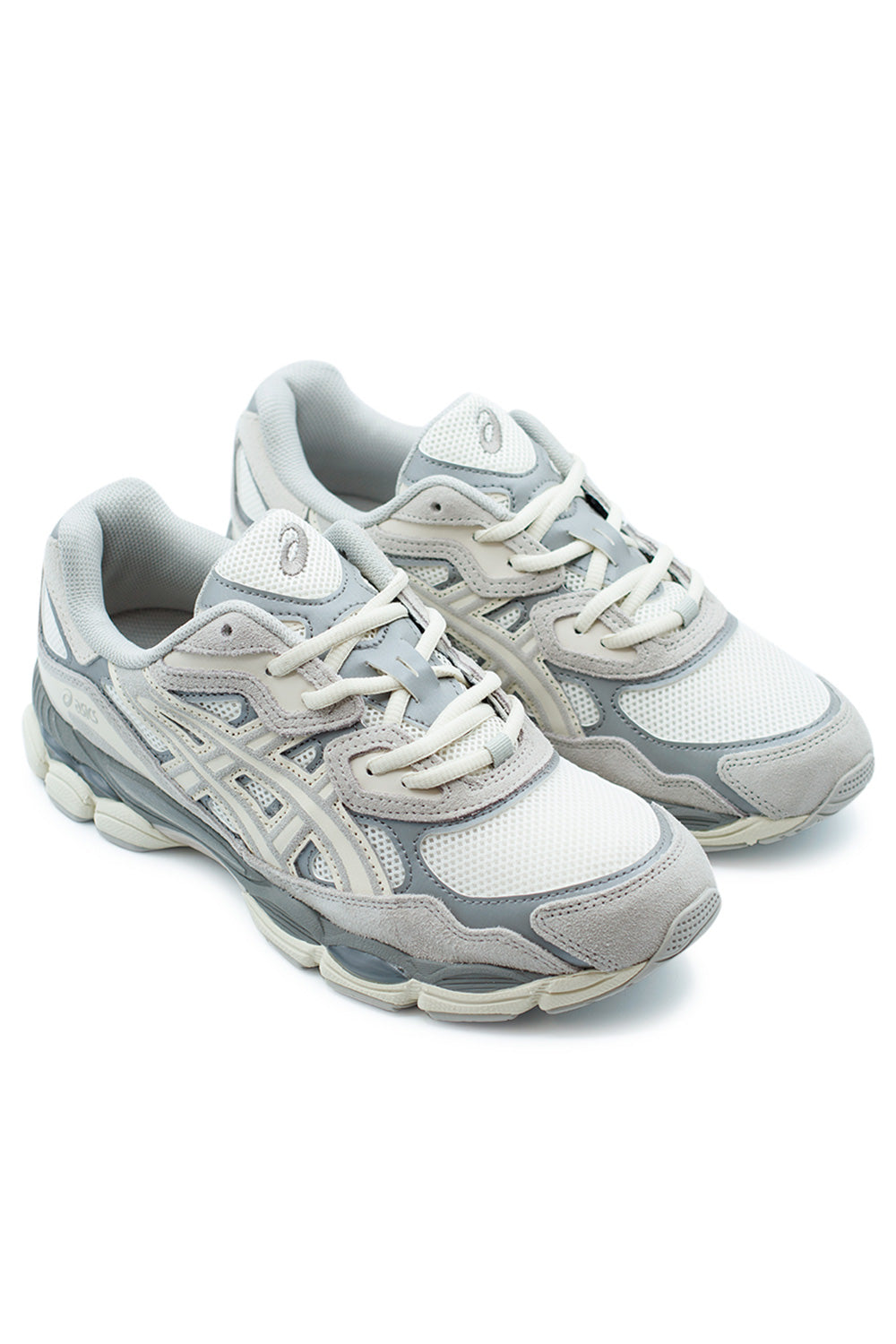 Retro-inspirierter Asics Gel-NYC – Komfortabler Lifestyle-Sneaker mit GEL-Dämpfung im Fersen- und Vorfußbereich für hervorragende Unterstützung.