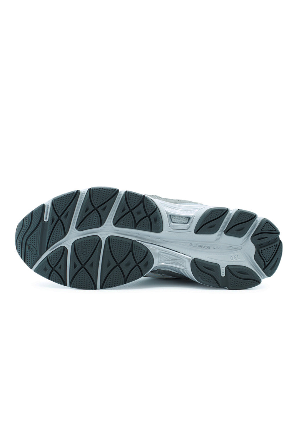outsole of Asics GEL-NYC cream white with advanced traction pattern, flex grooves and GEL cushioning system designed for grip, durability and smooth walking experience