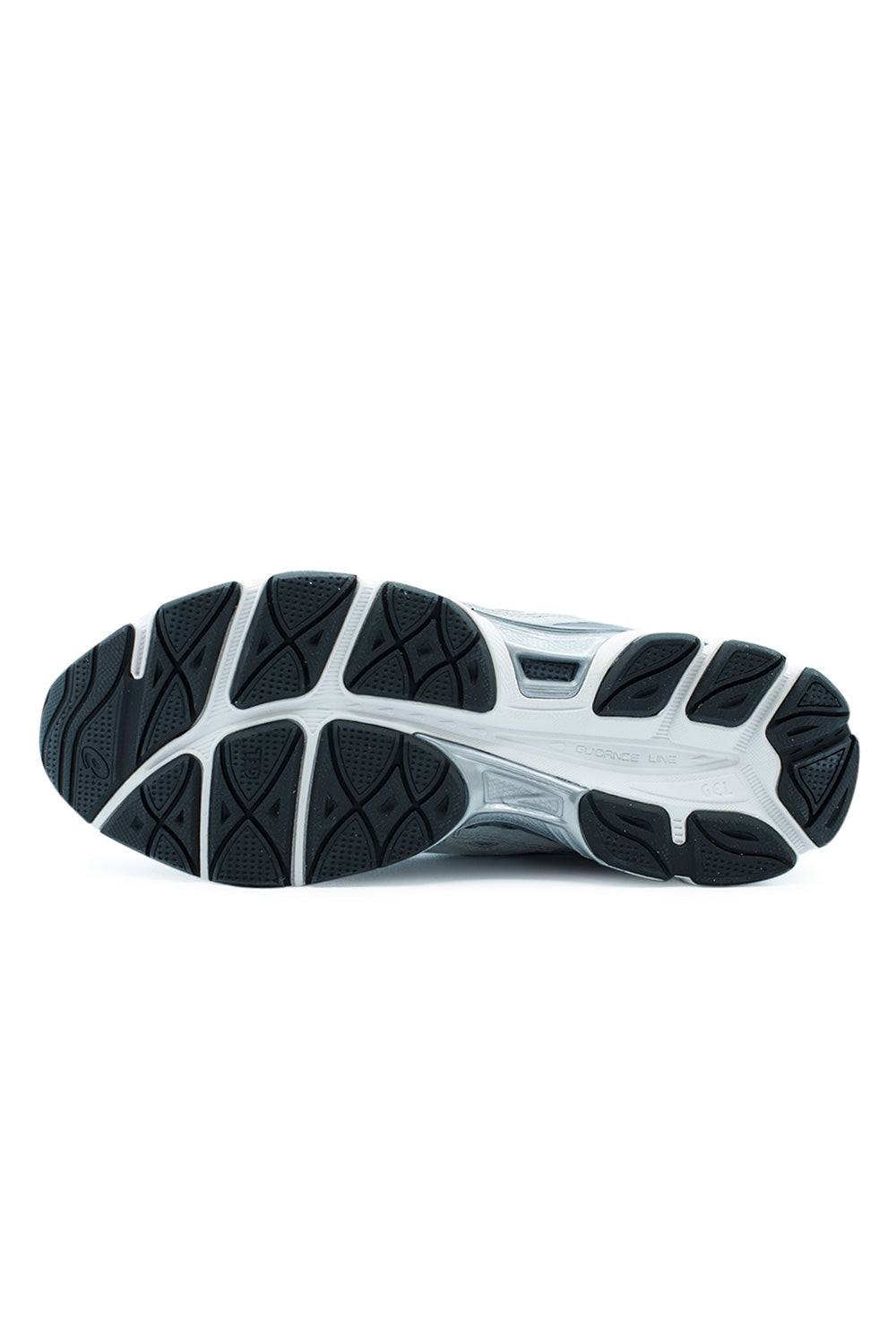 Lifestyle ASICS GEL-NYC White Glacier Grey, modern reinterpretation of classic ASICS running shoes with dual GEL cushioning and ultra-light foam base.