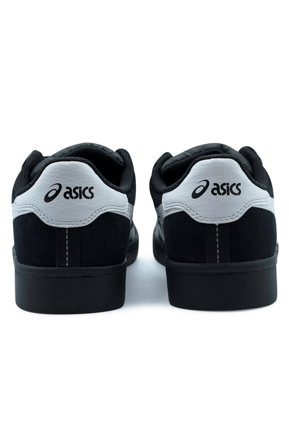 heel detail Asics Japan Pro Black White showing structured heel support, contrast white leather heel tab and cushioned collar for stability during skate sessions
