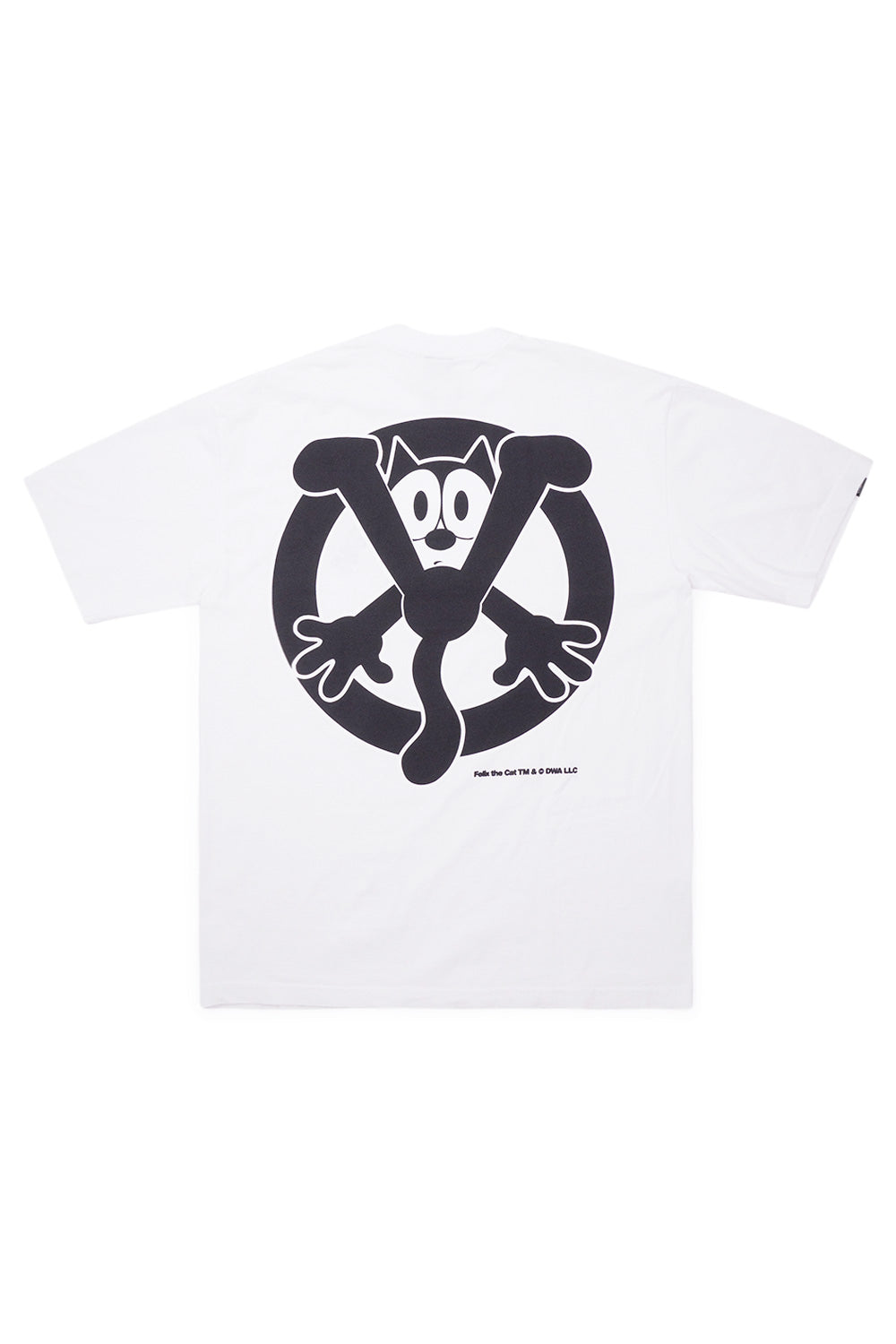 "Rückseite des Babylon LA x Felix the Cat No Peace Felix T-Shirts – hochwertiger Baumwollstoff mit minimalistischem Finish"