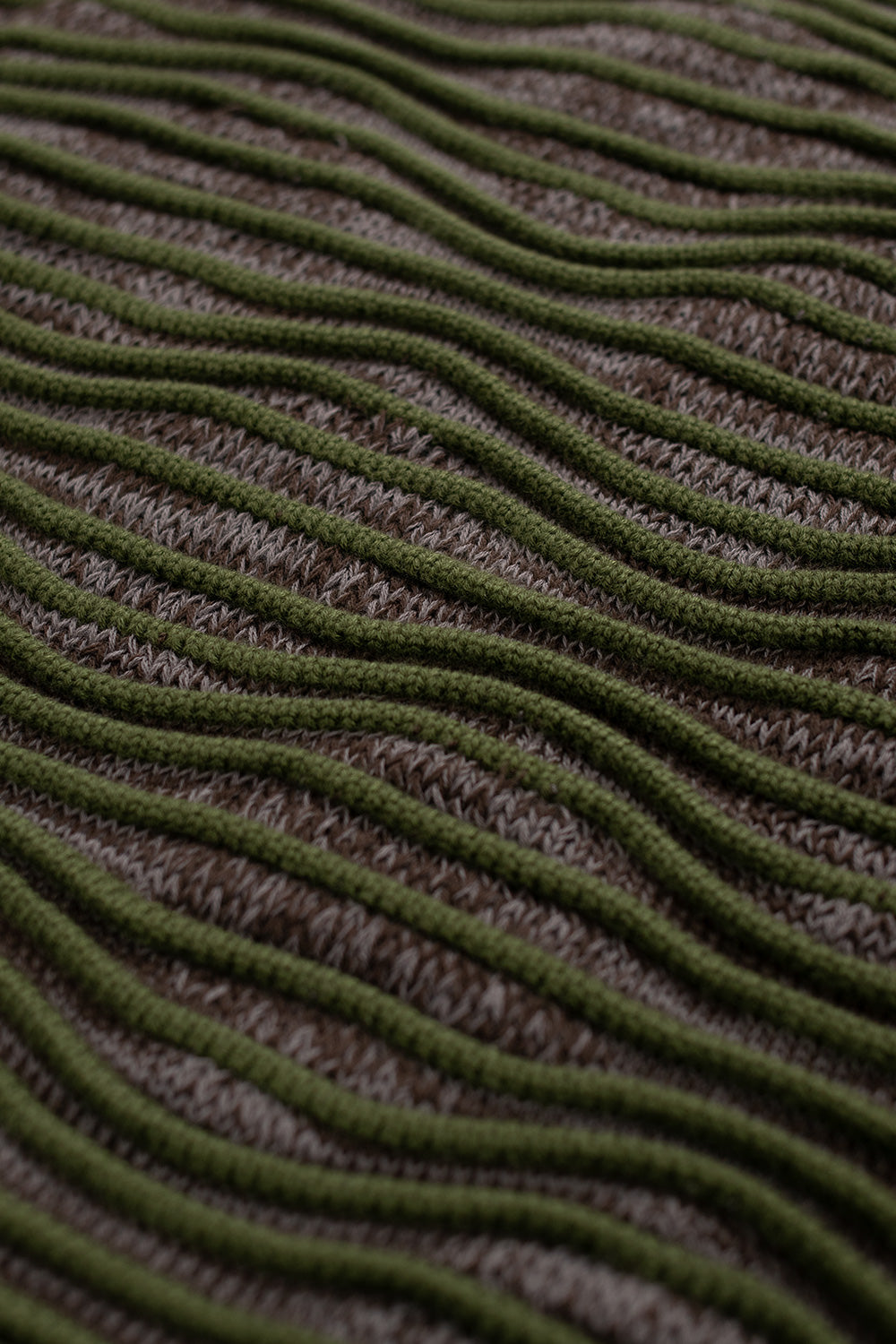 Brain Dead Cropped Knit Sweater Grün – Stylischer Baumwollpullover mit weitem Schnitt, strukturiertem Muster und markantem Kragen.