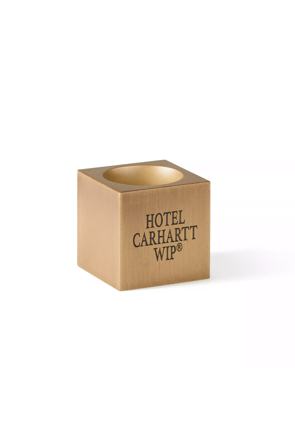 "Detailaufnahme des Carhartt WIP Do Not Disturb Incense Holder – modernes Accessoire aus robustem Zink mit subtiler Gravur und edler Ästhetik"