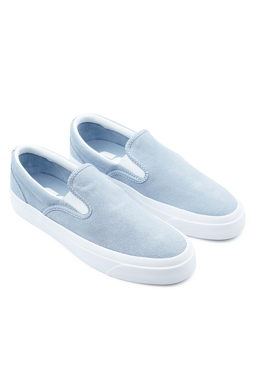 Minimalistischer Converse Slip-On Sneaker – Perfekte Mischung aus Skate-Performance und lässigem Alltagskomfort.