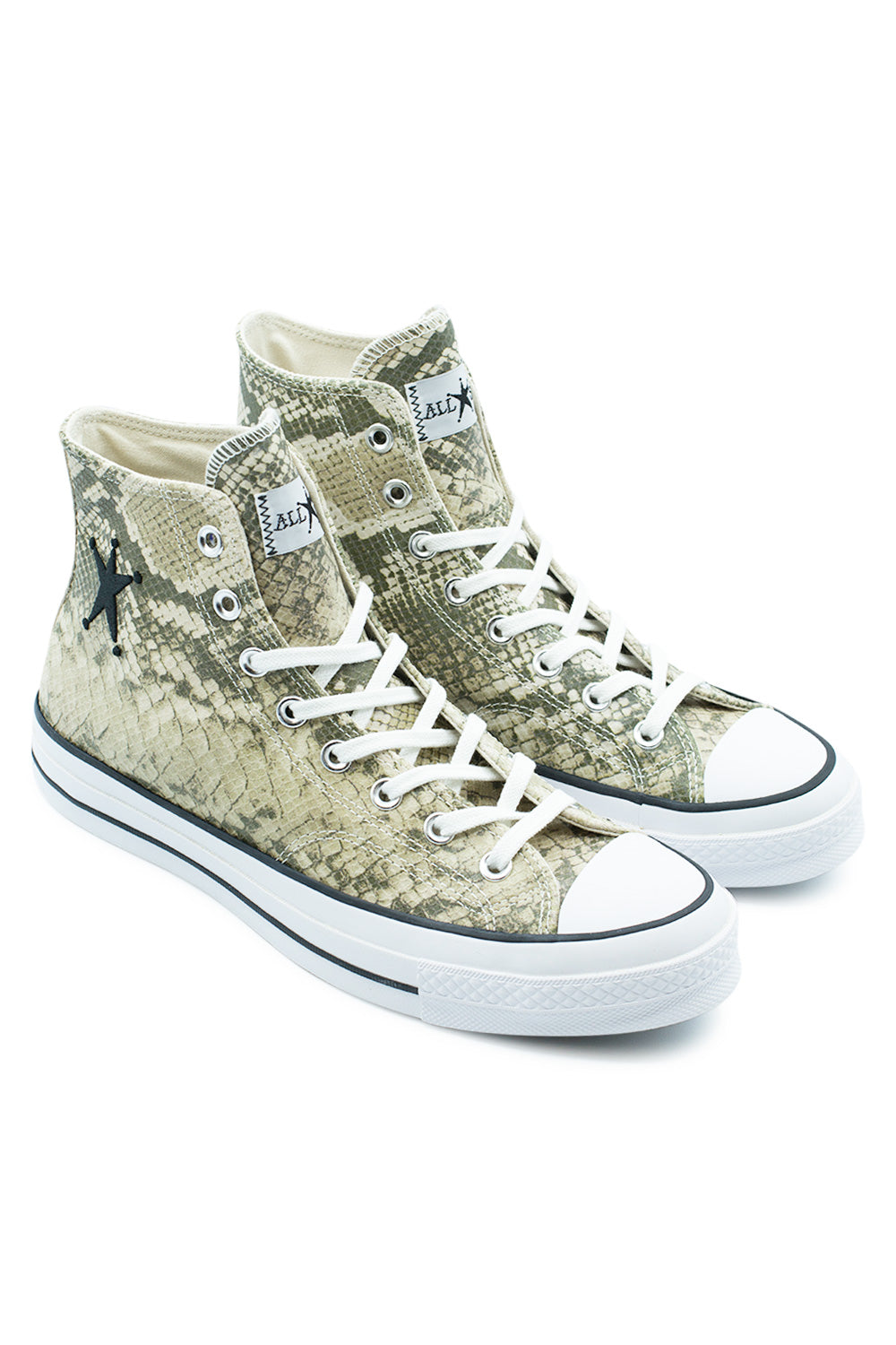 Converse x Stüssy Chuck 70 Hi Shoe Grey/Black/Egret – Komfortabler Chuck 70 Hi Sneaker in Grau, Schwarz und Weiß mit markantem Stüssy-Branding.