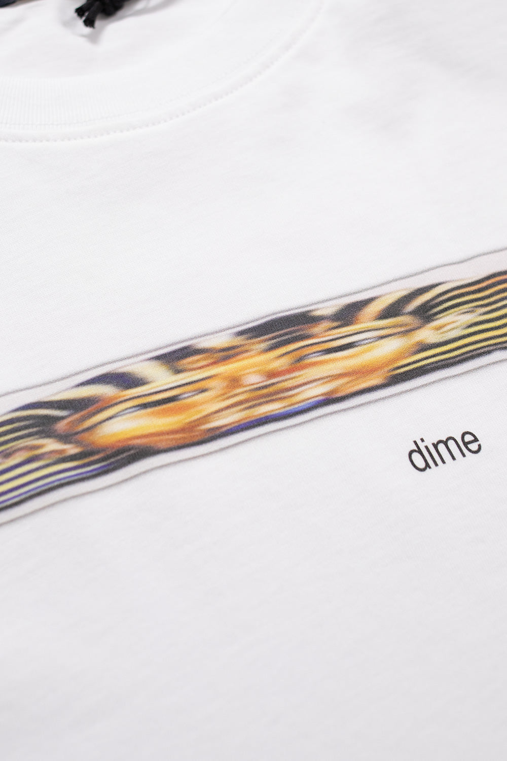 Dime Stretch Tee in Weiß – Klassisches Streetwear-T-Shirt aus hochwertiger Baumwolle