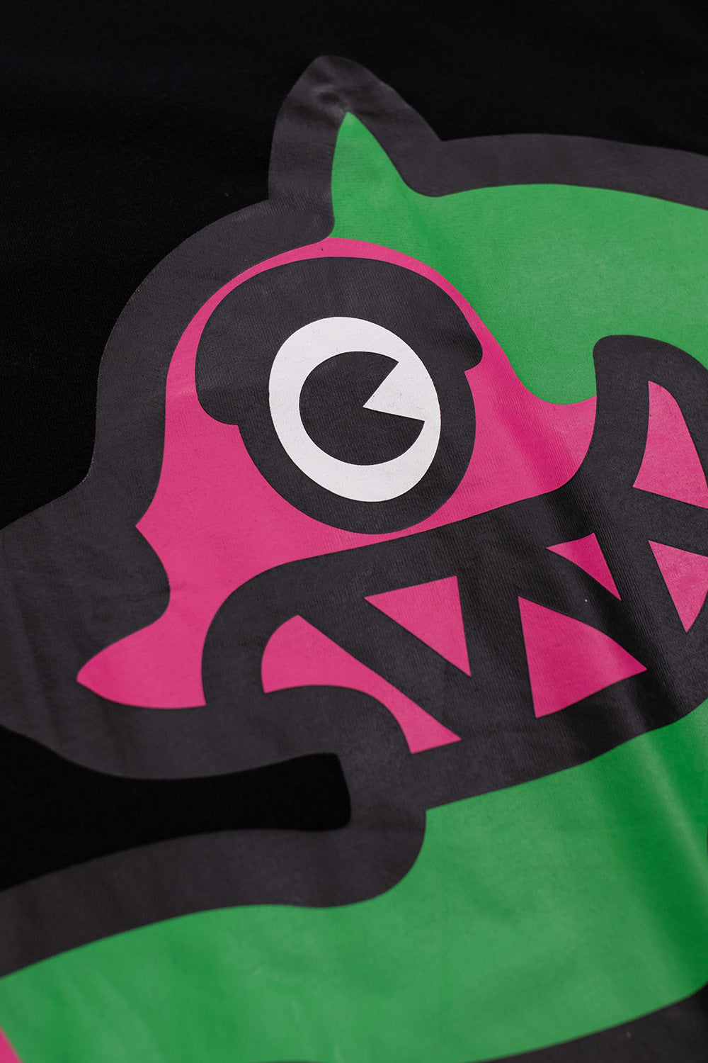 IceCream Jumbo Running Dog T-Shirt Black – Lässiges Skate- und Streetwear-T-Shirt mit dem ikonischen Running Dog-Logo in XXL-Größe