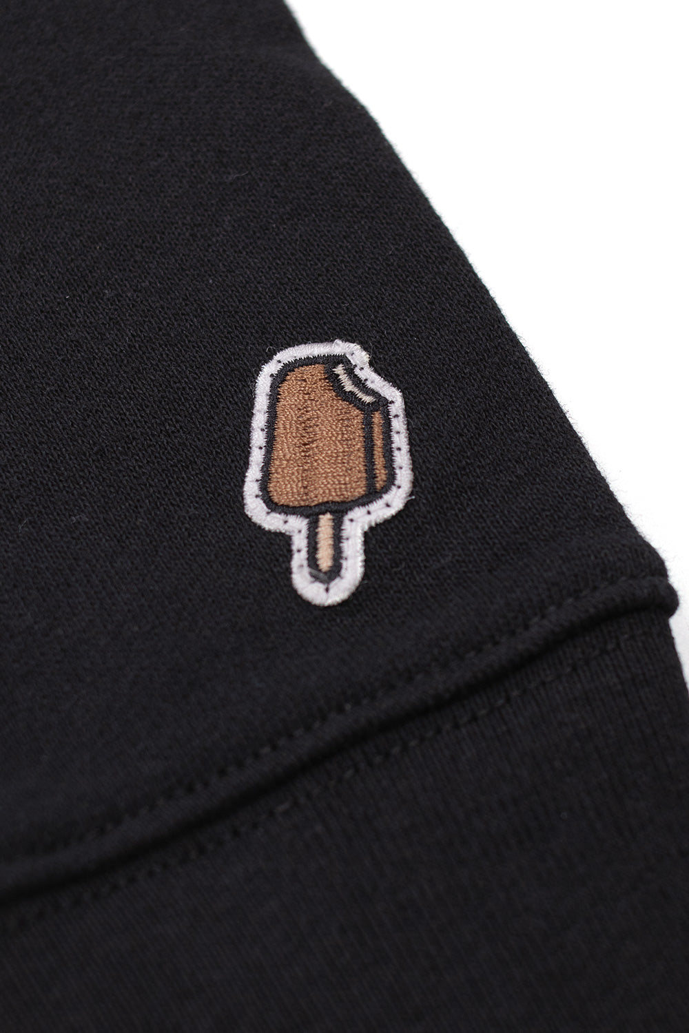 IceCream Halftone Running Dog Crewneck Black - BONKERS