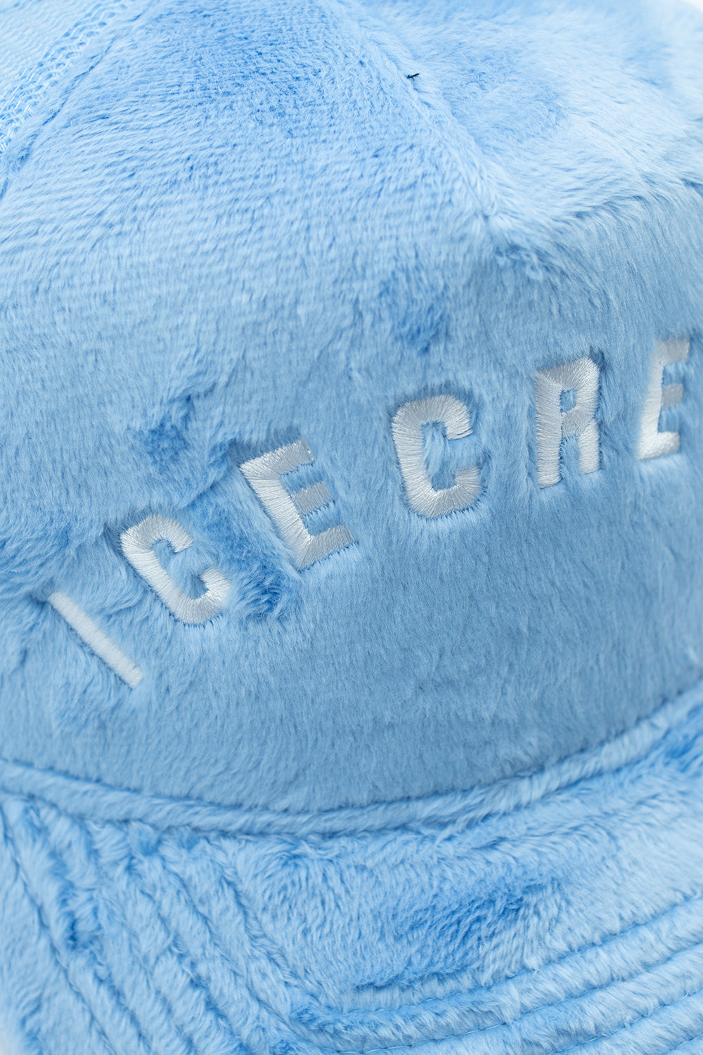 Icecream Trucker Cap Blau – Hochwertige Cap mit Kunstfell-Einsatz und klassischer Mesh-Rückseite für optimalen Komfort