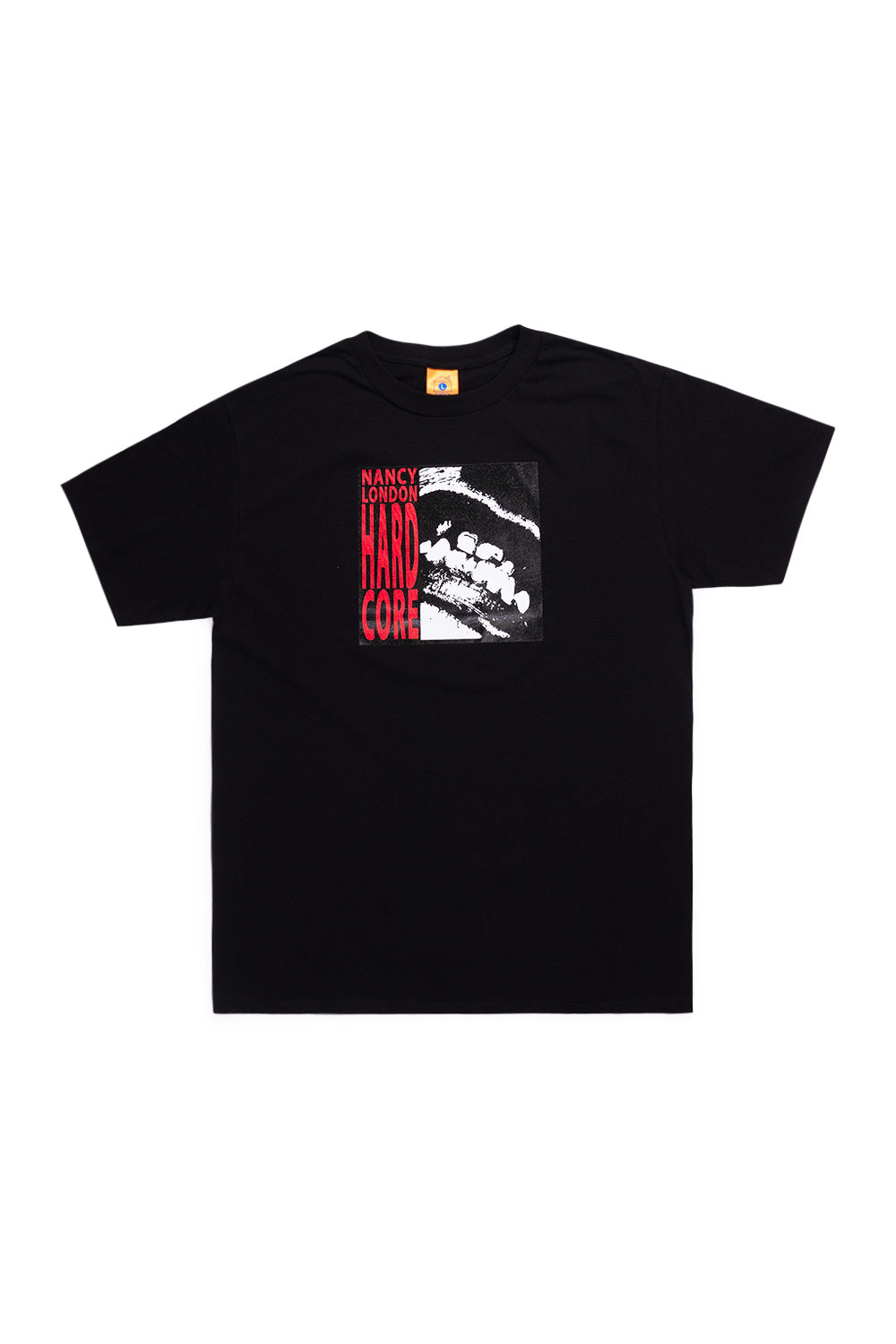 Nancy Hardcore T-Shirt Schwarz – Streetwear-Shirt mit boldem Print für einen authentischen Underground-Look