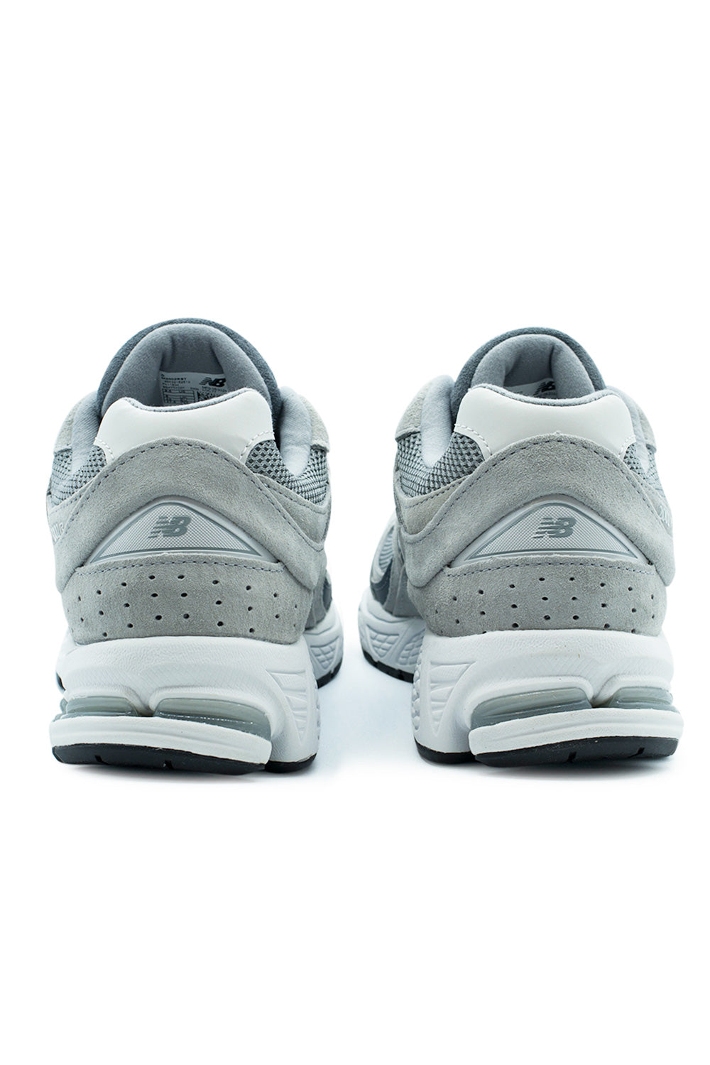 New Balance 2002R in Steel und Lead mit Orca-Details – Trendiger Sneaker für Herren mit atmungsaktivem Mesh und stilvollem, sportlichem Look.