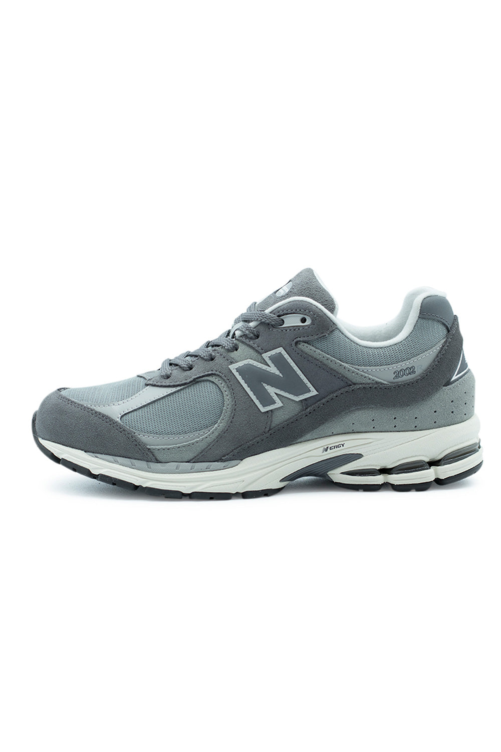 New Balance 2002R Castlerock – Stylischer Sneaker mit Premium-Wildleder und atmungsaktivem Mesh-Obermaterial, ideal für urbanen Komfort und modernes Design.