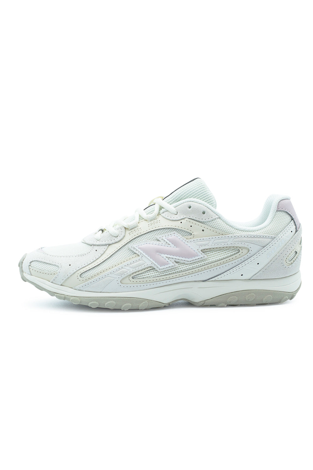 New Balance 204L Sea Salt Stone Pink low profile sneaker side view with slim retro runner shape, suede overlays, breathable mesh upper and minimalist lifestyle design