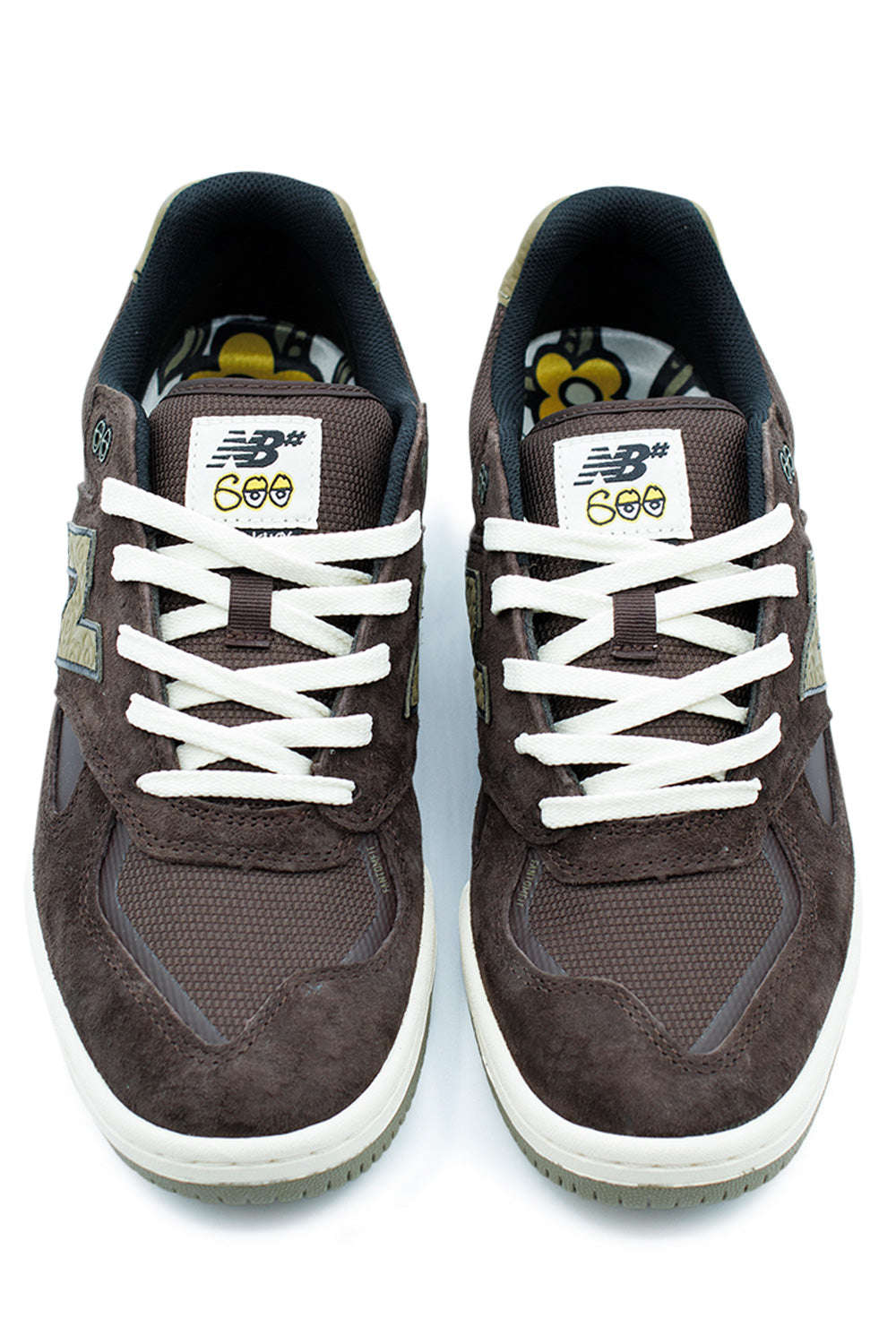 Men’s New Balance Numeric Krooked Tom Knox 600 Skate Shoe, premium suede upper with FantomFit support and Krooked Eyes lace eyelets.