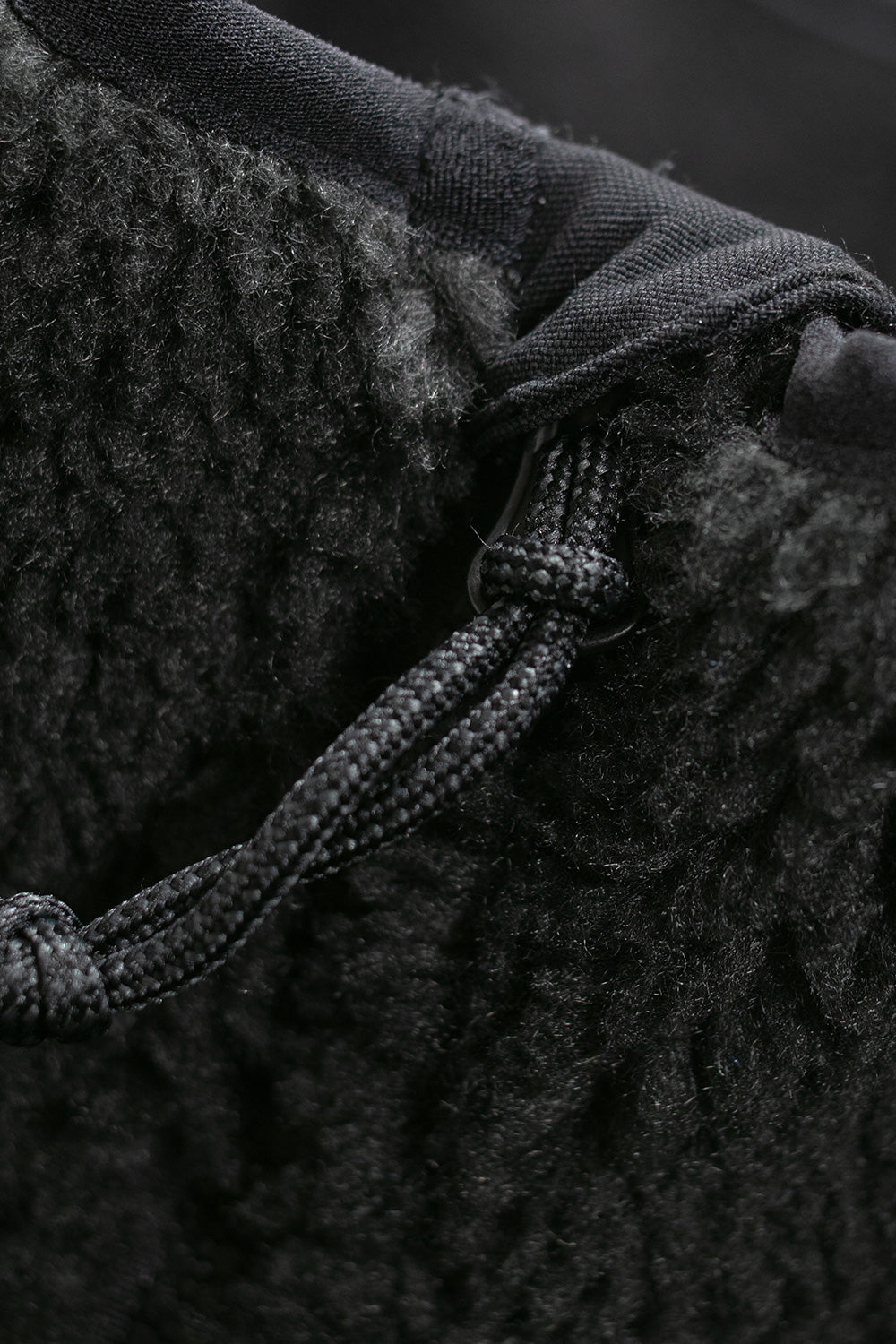 "Nike ACG Canwell Glacier Jacket Black Summit White – Nike ACG Jacke in Schwarz mit Summit White Details, ideal für Outdoor-Enthusiasten bei eisigen Temperaturen"