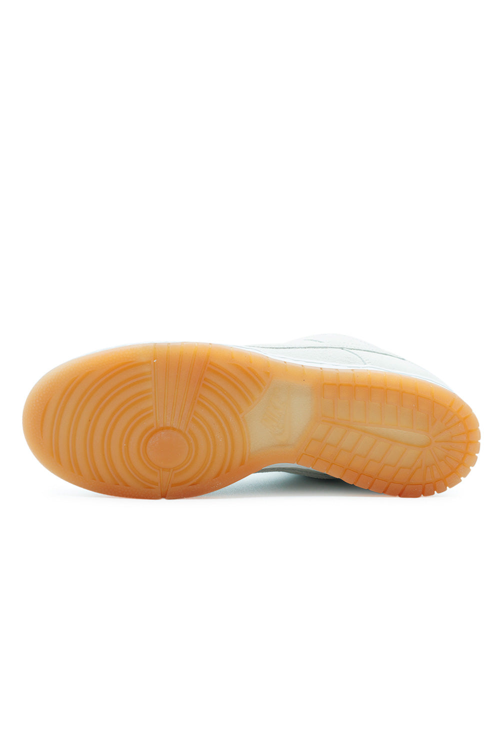 Nike SB Dunk Low Pro B – Skateboard-Schuhe mit Premium-Wildleder-Obermaterial, verstärkten Nylon-Elementen und Zoom Air-Innensohle für erstklassige Leistung und Support.