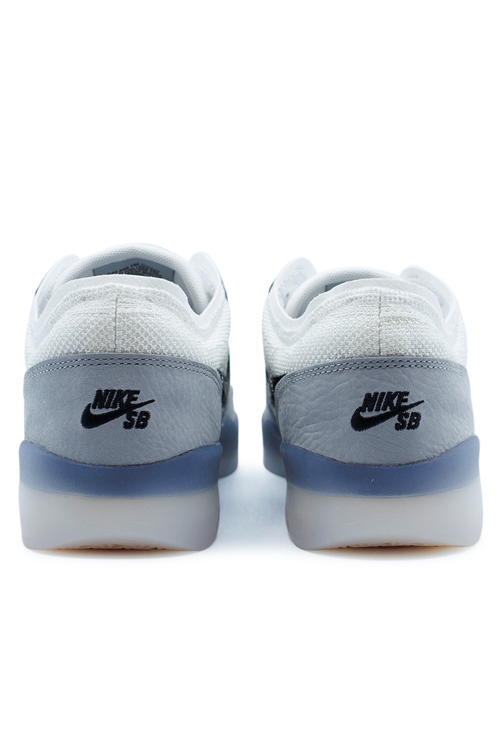 Nike SB PS8 Wolf Grey – Flexibles Dual-Lacing-System für eine individuelle Passform und erhöhte Schnürensystem-Langlebigkeit.