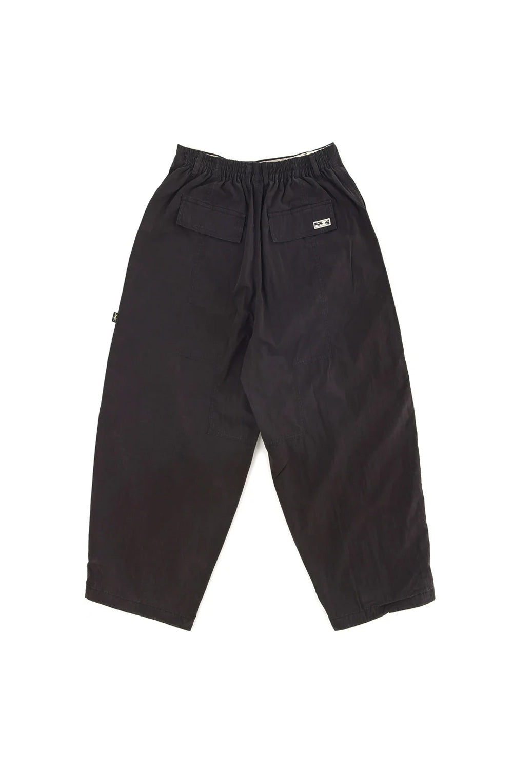 "Rückansicht der Perks and Mini Free Flow Wide Leg Pant – minimalistisches Design mit dezenter Logo-Stickerei"