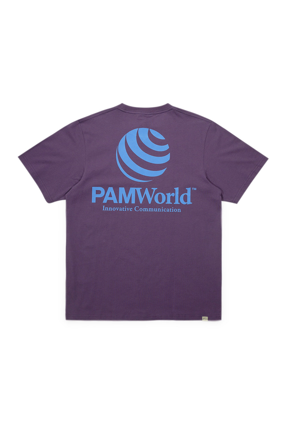 "Vorderansicht des Perks and Mini P.World T-Shirts – Mulberry-Farbton mit auffälligem P.A.M. Logo auf der Brust"