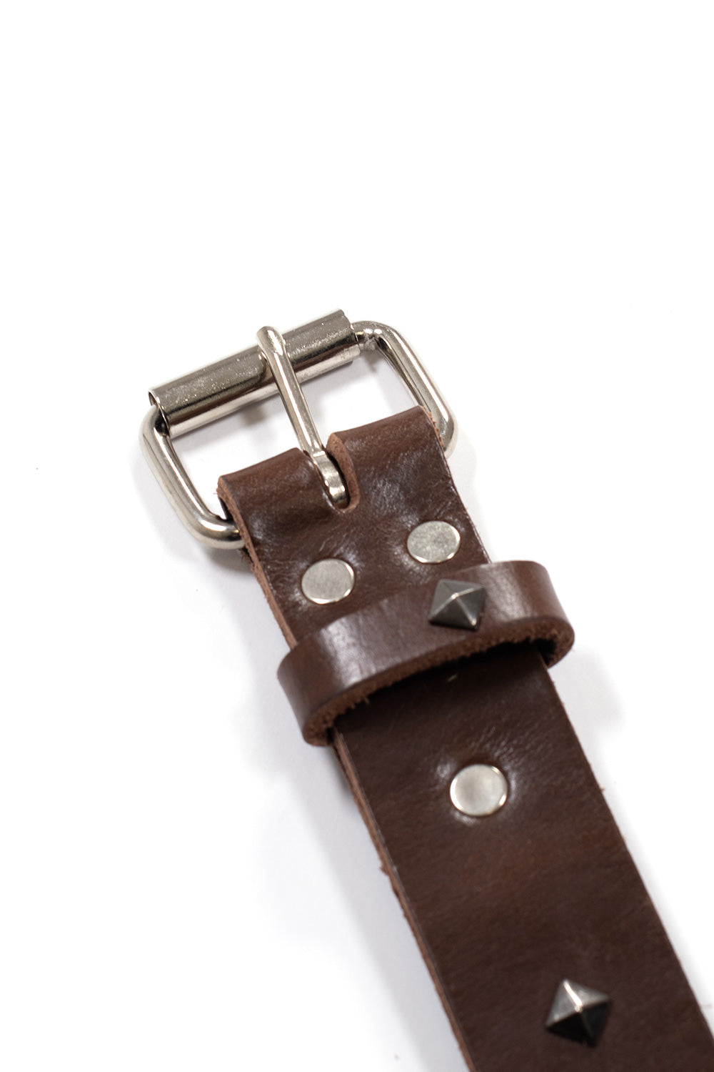Brauner Personal Joint Studded Leather Belt – trendiger Leder-Gürtel mit Nieten für einen markanten Streetstyle