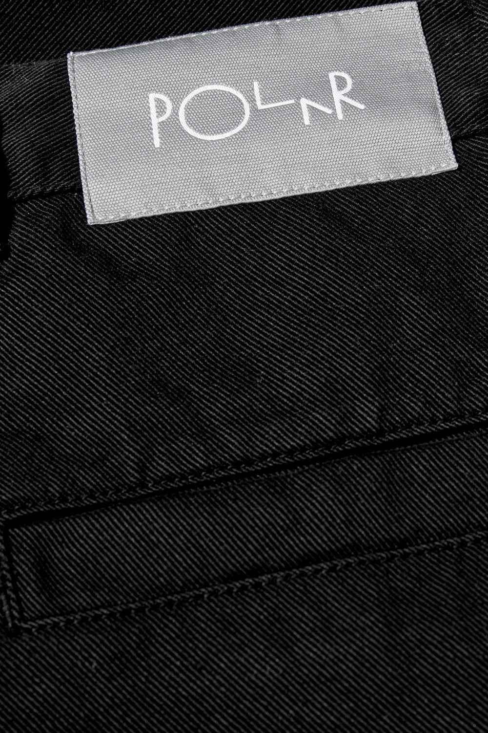 Detailansicht der Polar Skate Co. 44 Shorts in Silber Schwarz