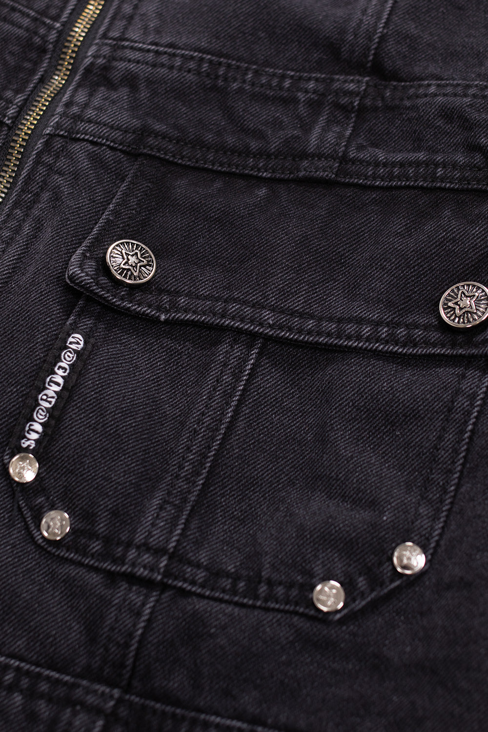 Starteam East Village Denim Jacke Black – Stylische schwarze Denim-Jacke mit Reißverschluss und lässigem Stil