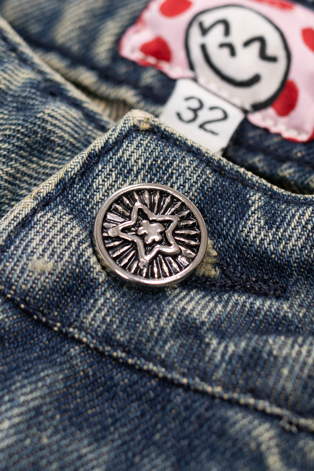 Starteam East Village Blue Double Knee Star Denim Jeans – Robuste blaue Jeans mit Double-Knee-Design und Stern-Prints für den urbanen Look
