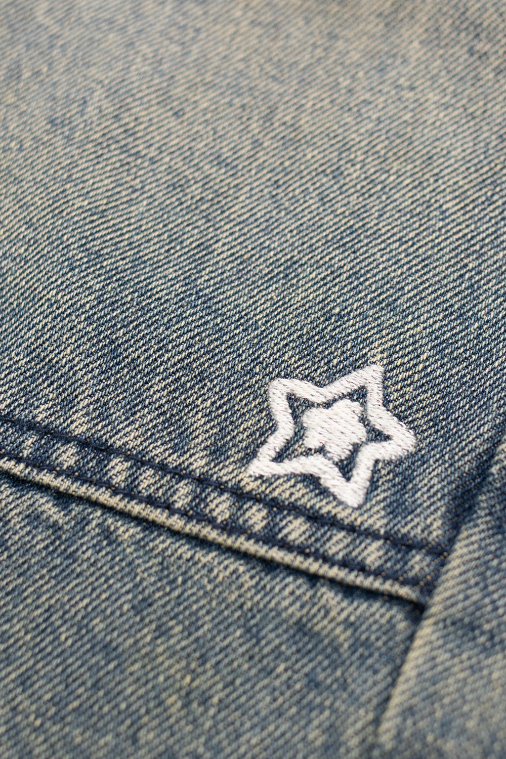 Starteam East Village Double Knee Star Jeans – Blue – Modische blaue Jeans mit doppeltem Knie und kreativen Stern-Details