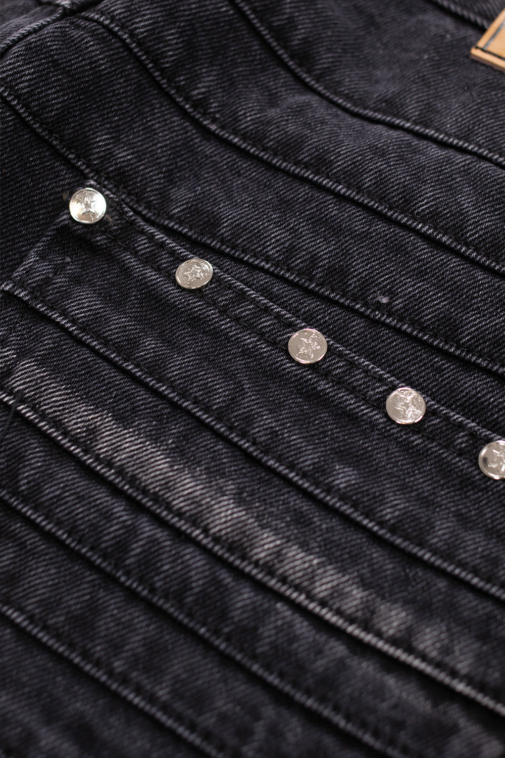 Starteam East Village Layered Star Jeans Black – Lässige schwarze Jeans mit Schichten-Design und kreativen Stern-Prints