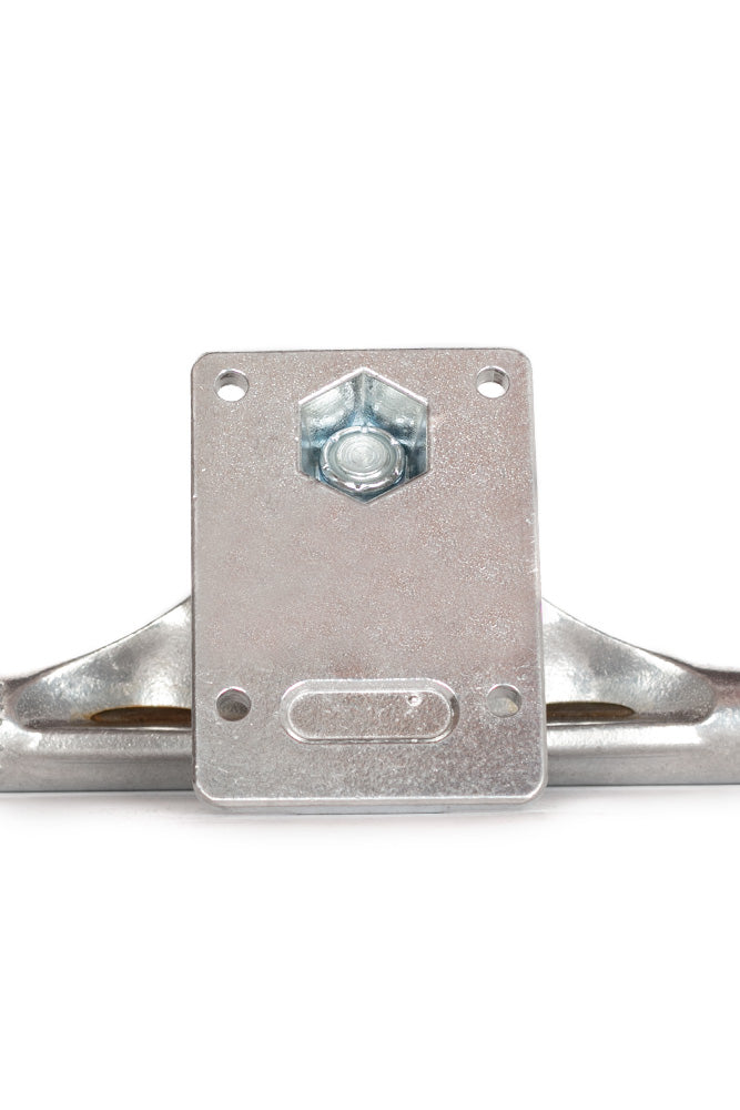 Polierte Independent Skateboardachse 149 Mid Truck - Hergestellt für zuverlässige Performance auf jedem Terrain