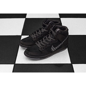 Nike SB X Bar Black Dunk