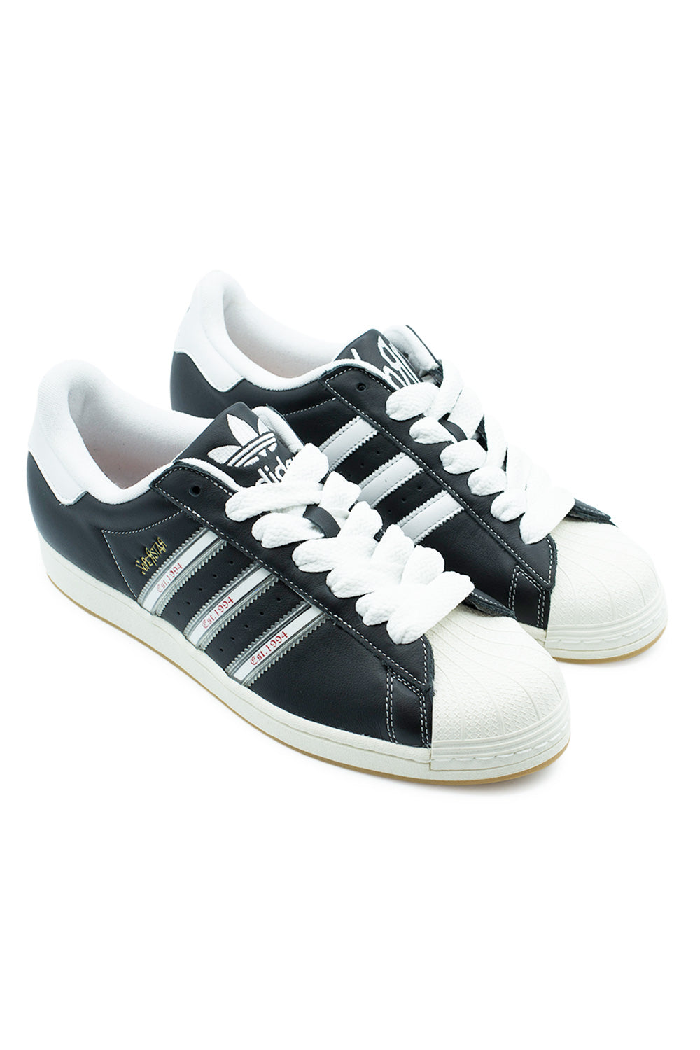 Adidas X Korn Superstar Schuh Schwarz / Altweiss / Scharlachrot