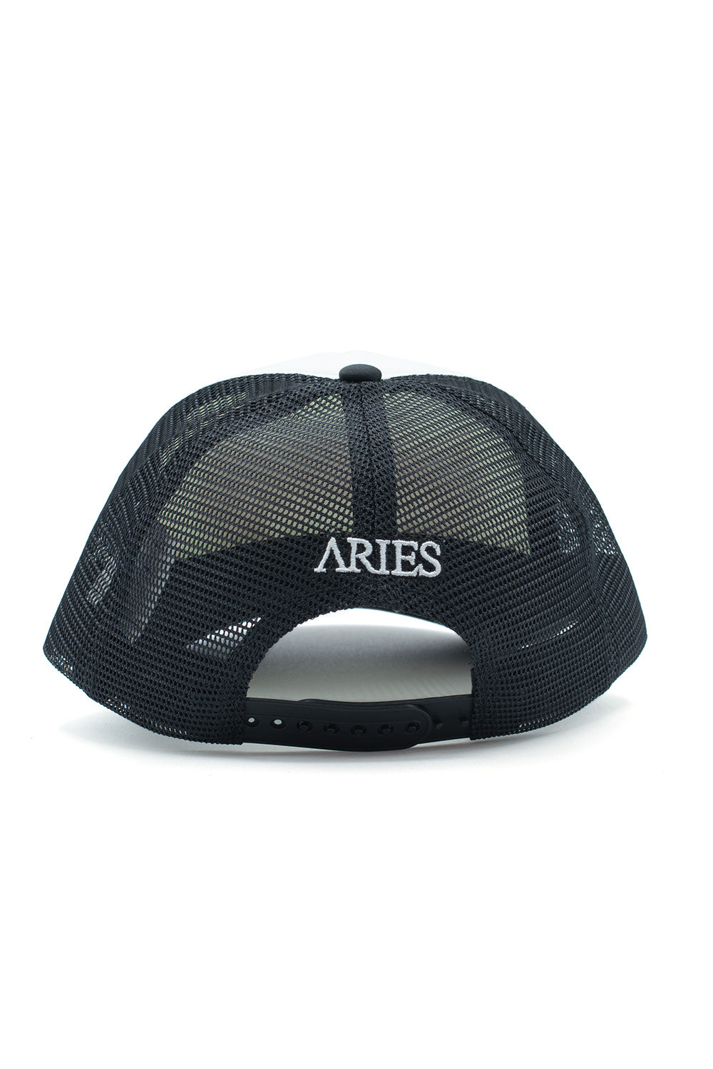 "Aries Trucker Cap Schwarz – Verstellbare Snapback-Cap mit hochwertigem Metall-Branding und klassischem Design"
