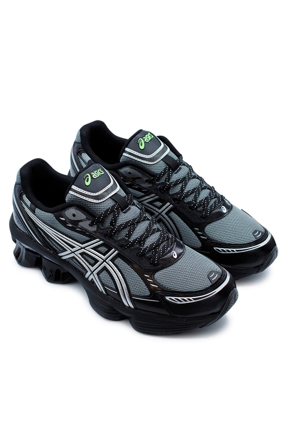 Dynamischer Asics Gel-Kinetic Fluent – Vielseitiger Herren-Sportschuh mit leichter, umweltfreundlicher FF BLAST PLUS ECO Zwischensohle für angenehmes Laufgefühl.