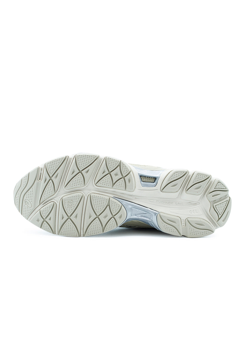 Asics Gel-NYC RGD Smoke Grey Wool – heritage running sneaker with GEL cushioning, retro layered design, and premium mesh leather mix.