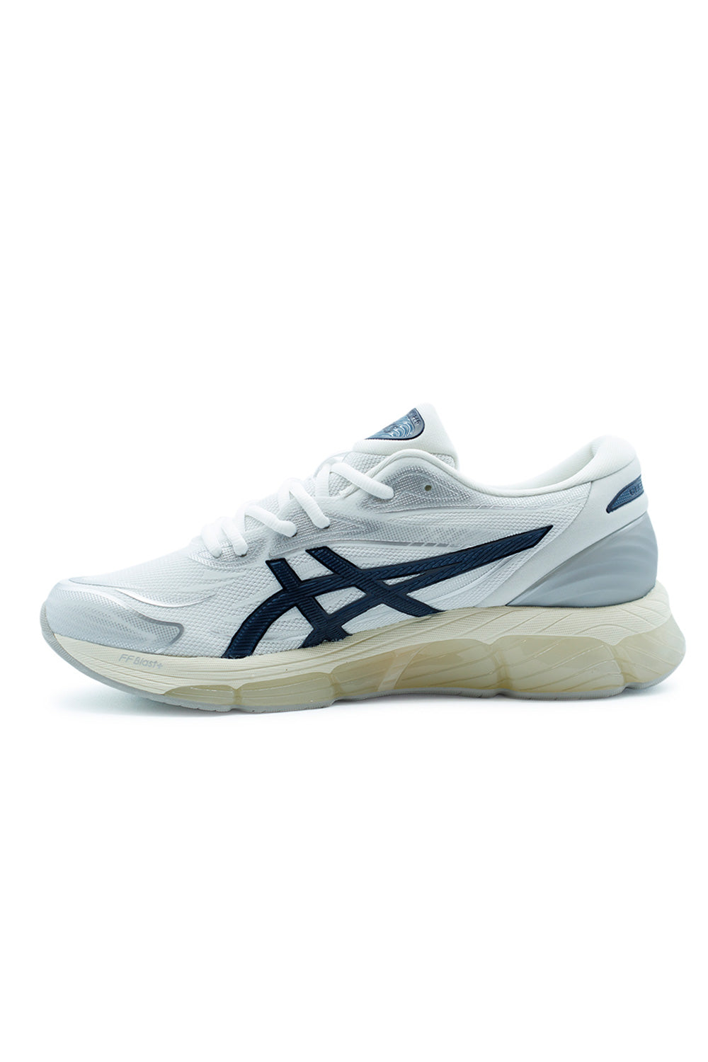 Asics Gel-Quantum 360 VIII – Ergonomisch geformter Performance-Sneaker mit externer Fersenkappe für dynamischen Halt