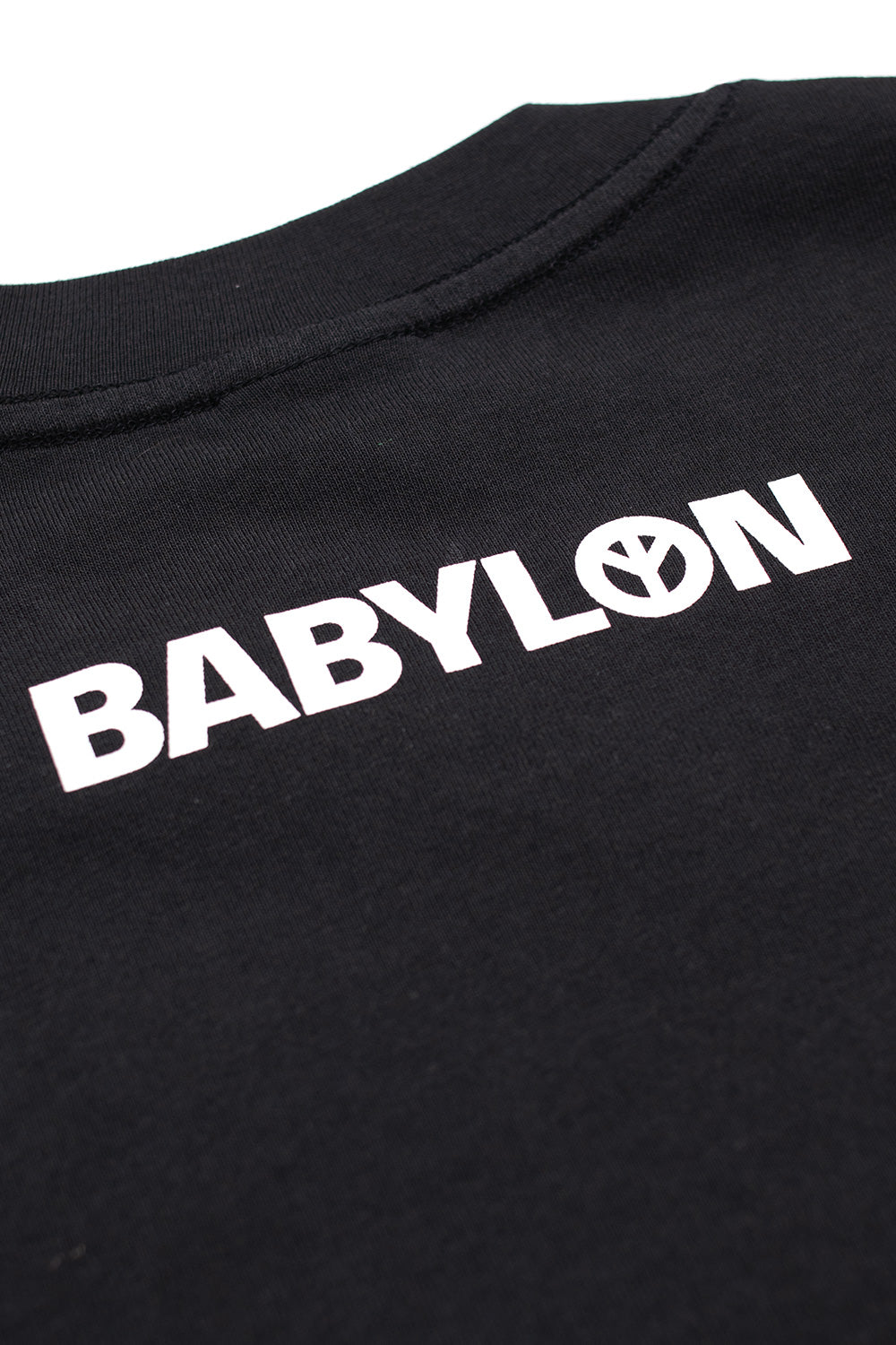 Schwarzes Babylon LA Smile Tee – Lässiges Oversized-T-Shirt mit robustem 6.5 oz Stoff und ikonischem Brustmotiv für einen zeitlosen Streetwear-Vibe.