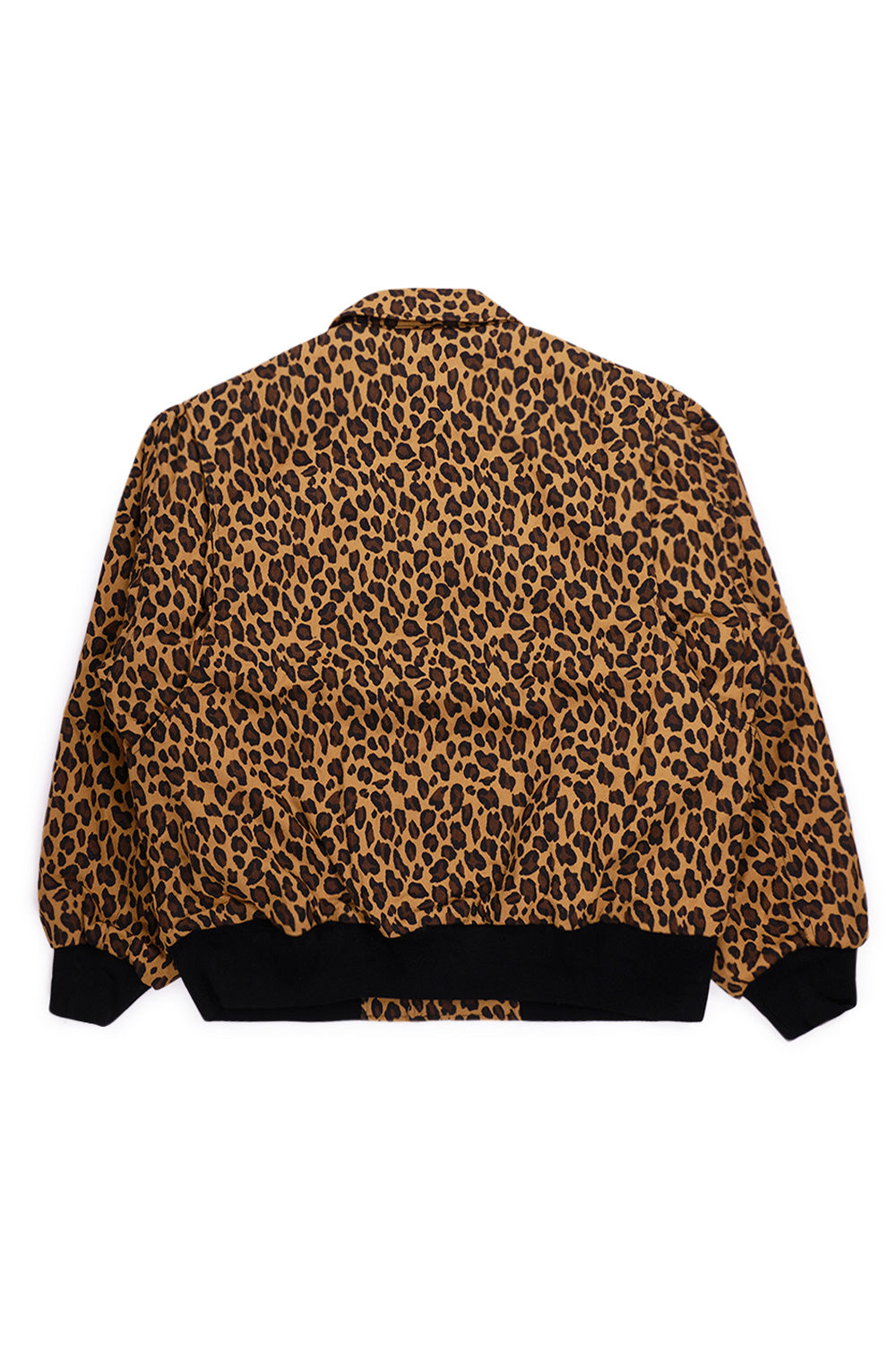 Brain Dead Flight Jacket mit Leo-Print – Robuste Jacke mit gewebtem Logo-Einsatz, zwei Außentaschen und gestepptem Innenfutter für Komfort und Style.