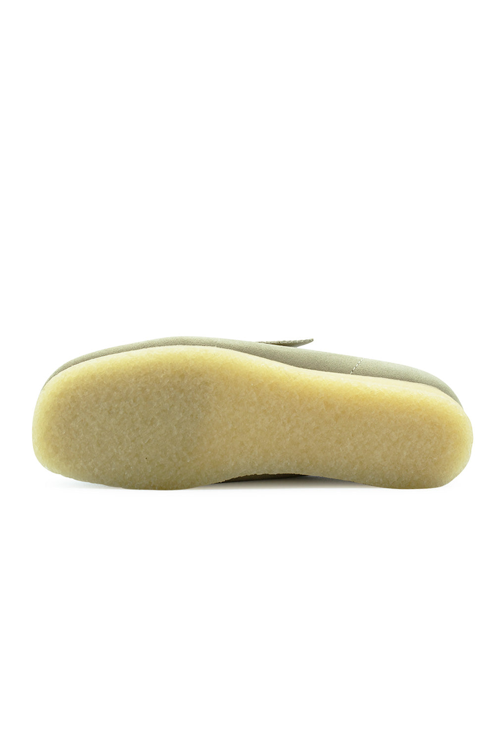 Full bottom view of the natural rubber crepe outsole on the Clarks Originals Wallabee Maple Suede shoe, featuring the signature textured pebble finish for cushioned comfort and traction.