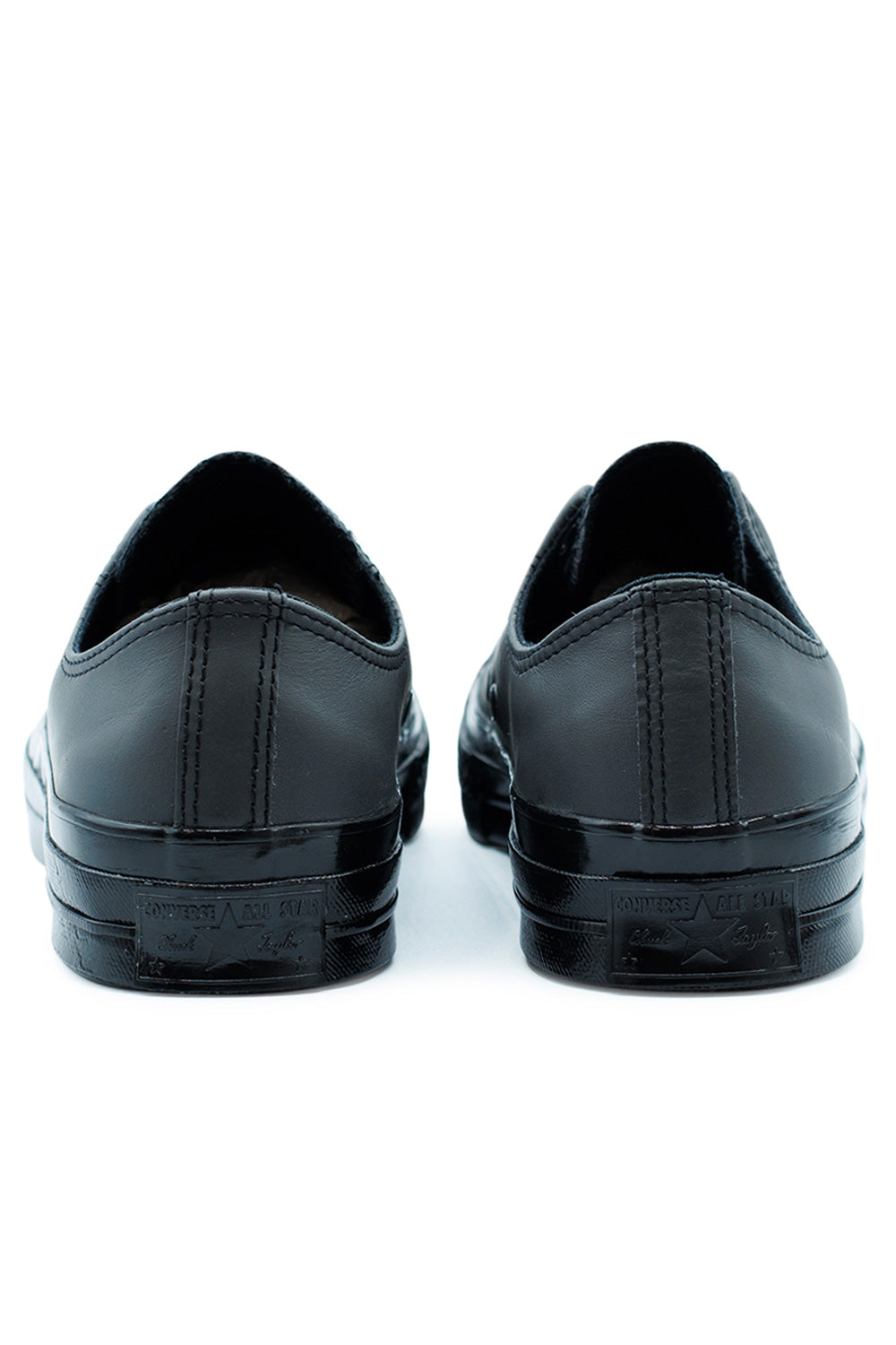 Unisex Converse Chuck 70 OX Black Dark Matter Black sneaker, classic All Star heritage reimagined with OrthoLite cushioning for comfort.