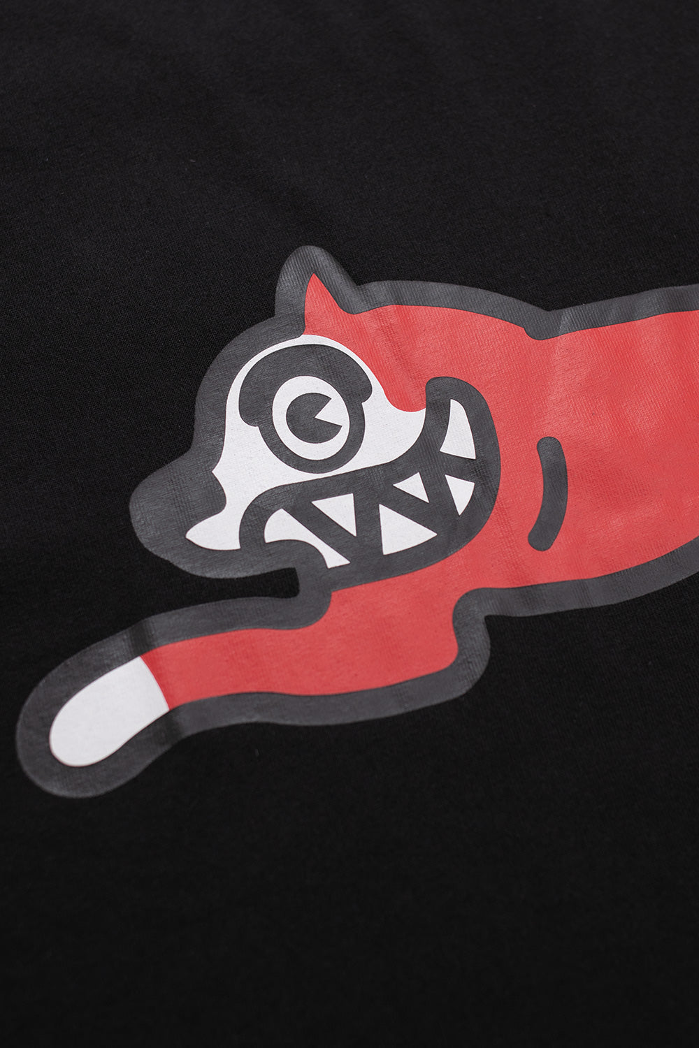 Ice Cream black Running Dog T-shirt with eye-catching graphic design for modern fashion